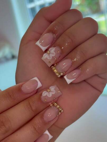 Short Square Nude White Floral Rhinestone Nails